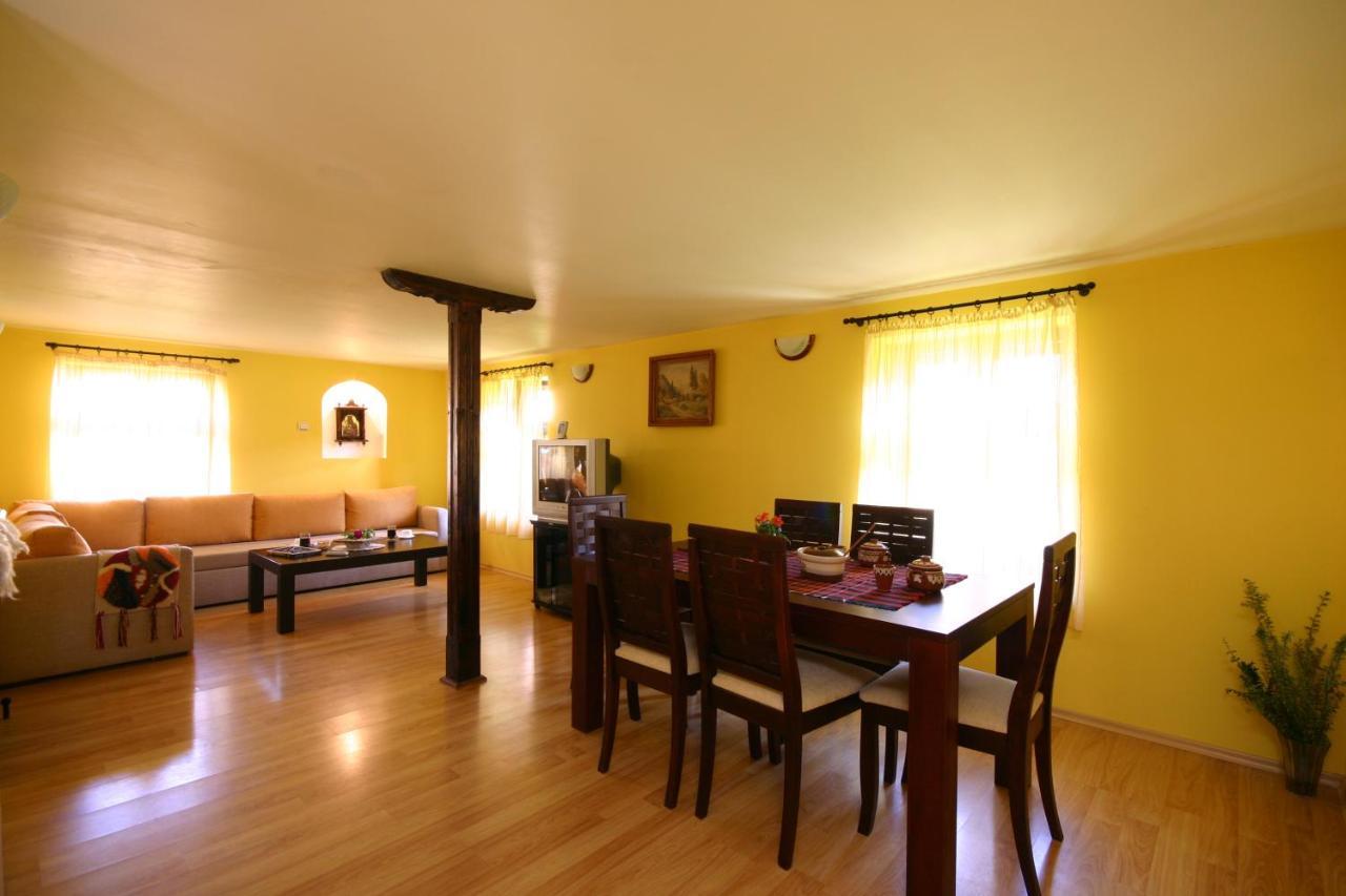 Private 4Br-2Ba Guest House Dryanovo With Pool And Free Parking Exteriör bild