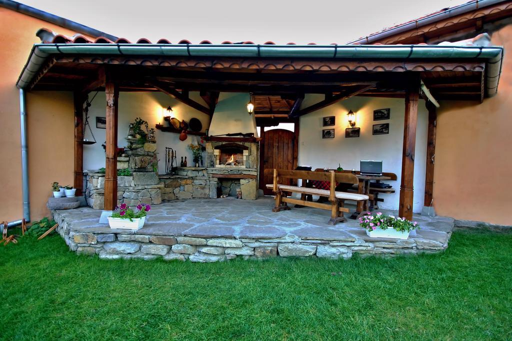 Private 4Br-2Ba Guest House Dryanovo With Pool And Free Parking Exteriör bild