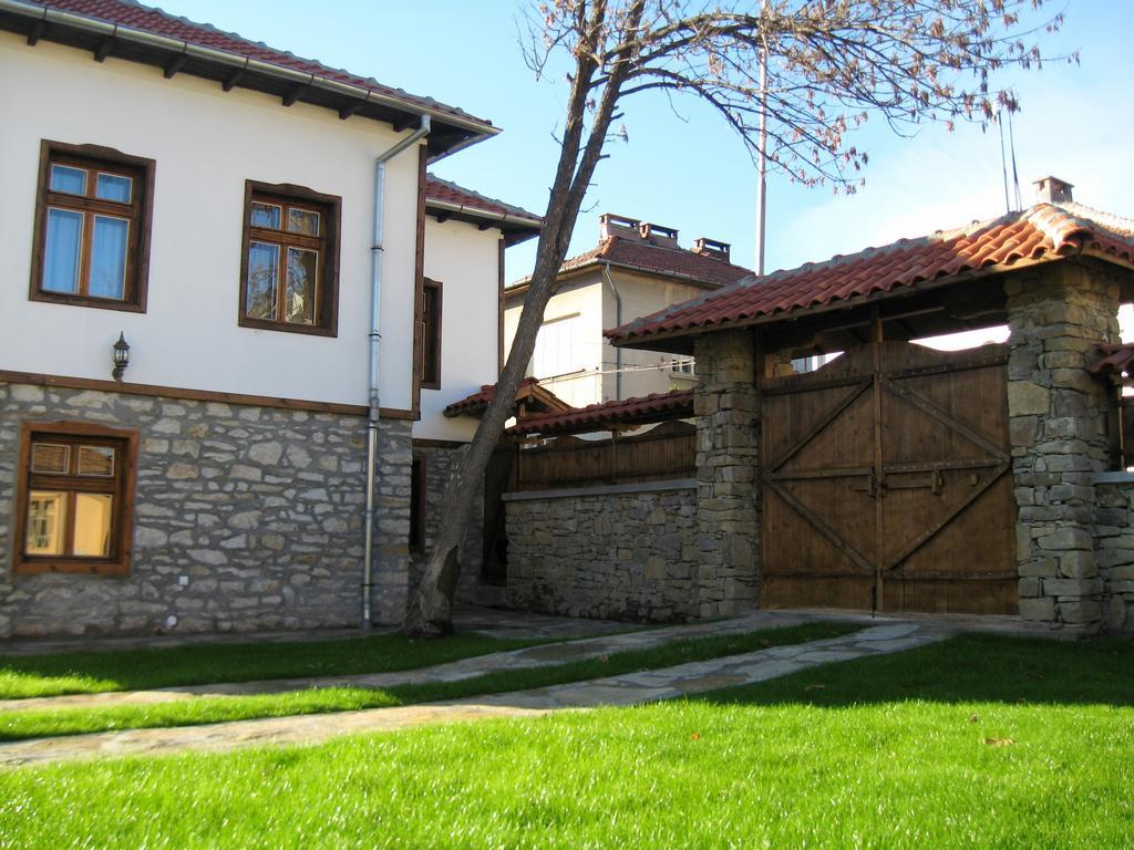 Private 4Br-2Ba Guest House Dryanovo With Pool And Free Parking Exteriör bild